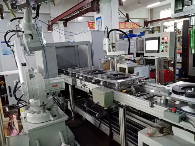 洗衣机滚筒轴承油封自动化压装流水线