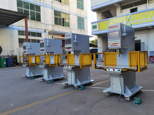 发动机配件(发动机)伺服压力机