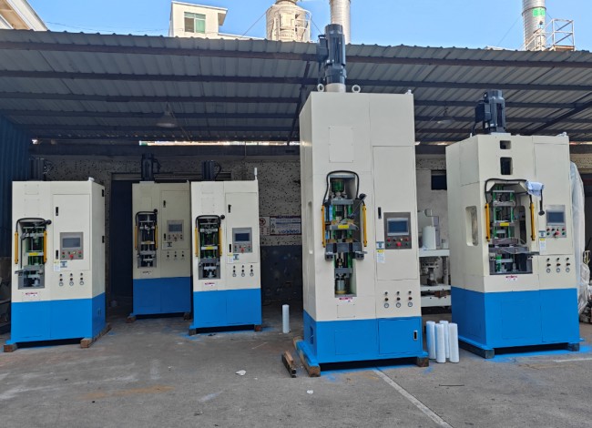 粉末伺服成型机-研发-设计-装配-调试